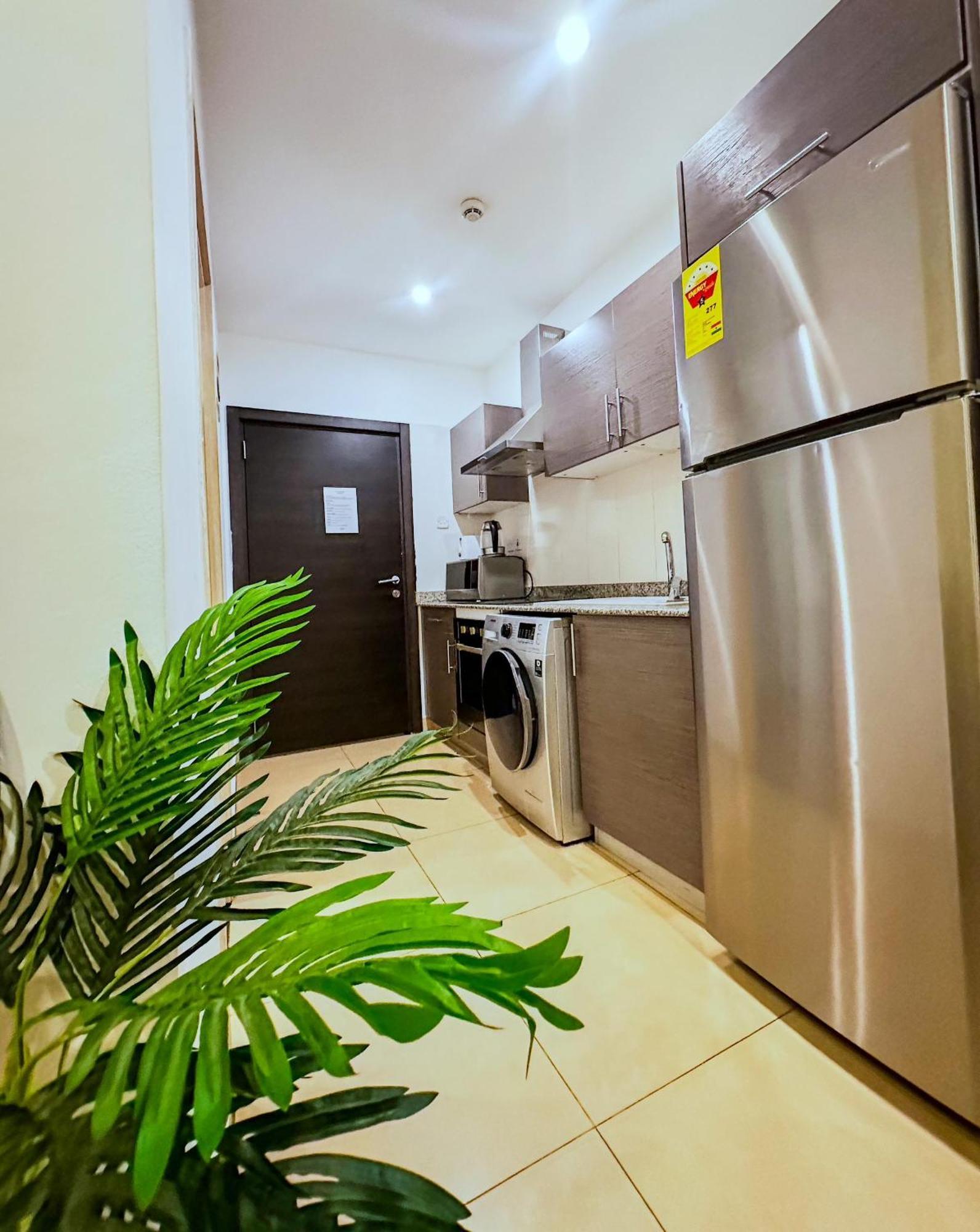 Gallery Apartments By Bestwest Hospitality Accra Exteriör bild